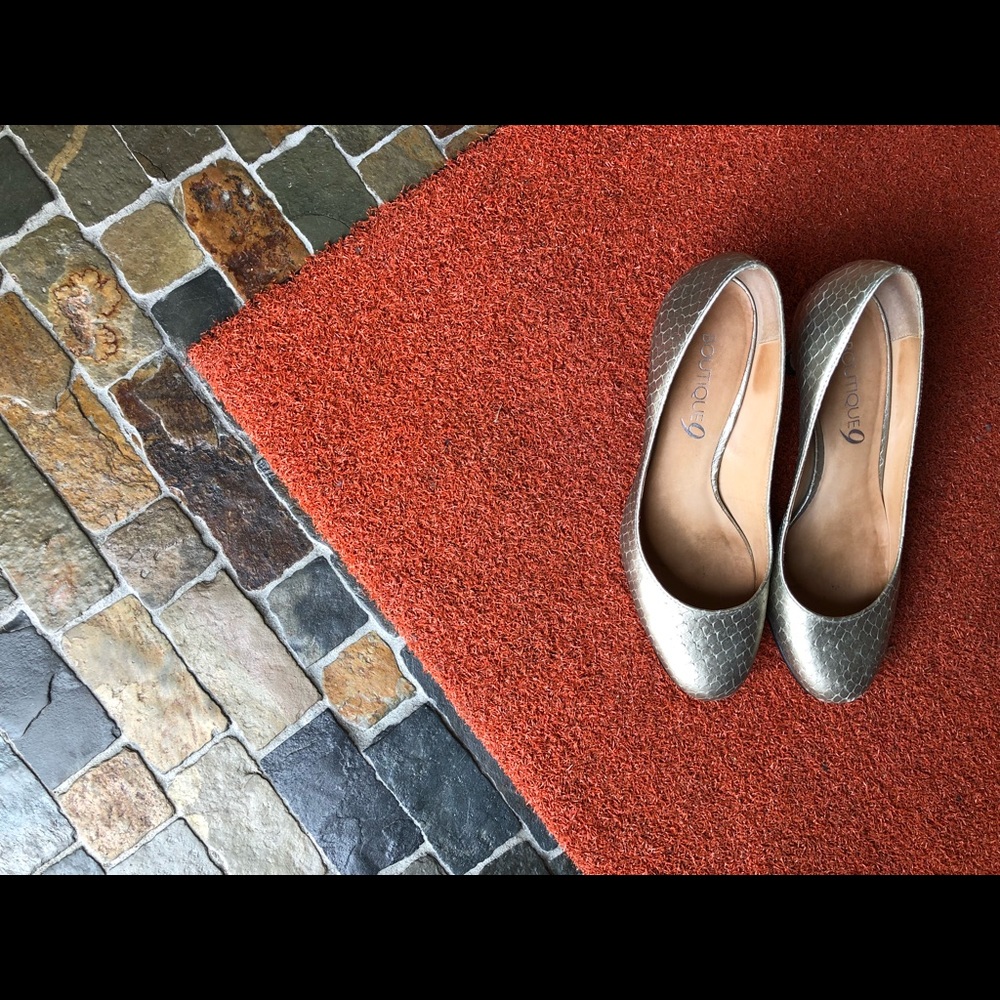 Shoes - Picture 7 of 7